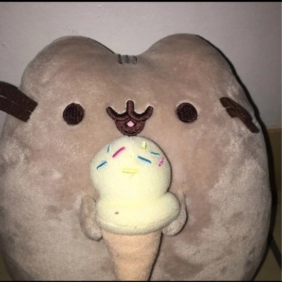 Pusheen Eating Ice Cream Plush - Picture 2 of 3